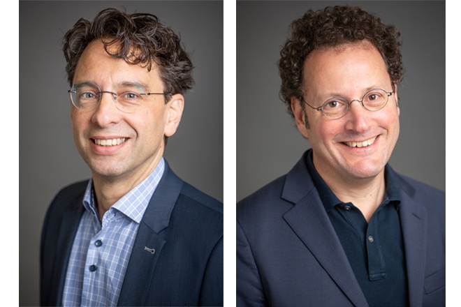 Foto: Onderzoekers Xander Koolman (l) en Eric van der Hijden (r): 'Willen ze hun aandeel van de zorgbundel verzilveren, dan moeten ze wel afspraken maken met andere zorgaanbieders.'