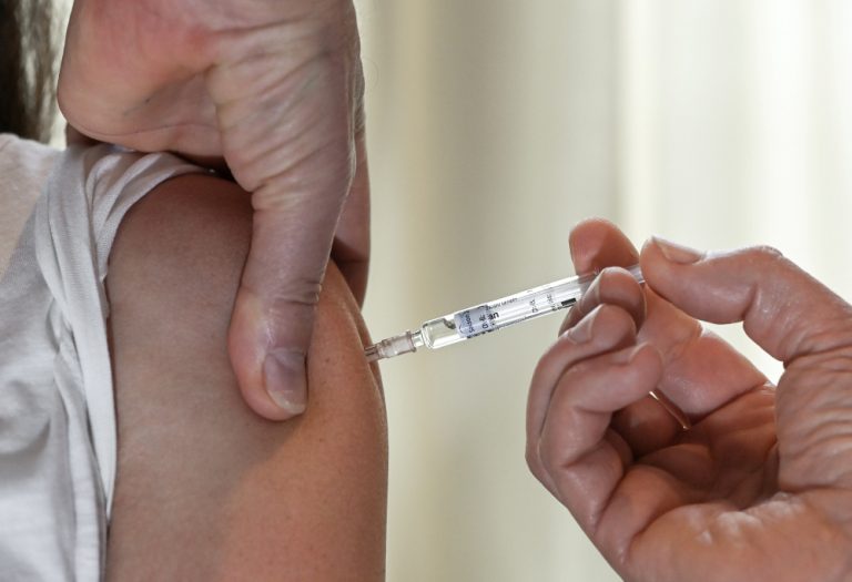 vaccinatieplicht niet gevaccineerde zorgmedewerkers
