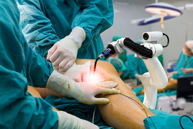 Robotchirurgie Adobestock