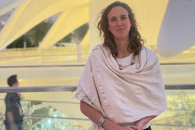 Evelyn Brakema tijdens de klimaattop in Dubai