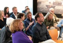 In het publiek onder meer finalist Ernst Klunder en Suzanne Bentvelsen, winnaar Bertine Lahuis en jurylid Marjo Vissers