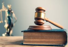 Rechter duidelijk over toepassing wet Bibob: vooralsnog alleen in Wmo en Jeugdzorg rechtershamer op een wetboek