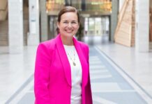 Van DNB naar het ziekenhuis: waarom Nicole Stolk-Luyten tempo wil maken met gegevensuitwisseling in de zorg ASz-bestuursvoorzitter Nicole Stolk-Luyten