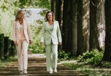 Envida-bestuurders Petra Lamberts en Milenka van Kempen-Vanderheijden